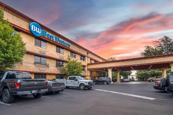 Best Western Heritage Inn - Chico image 1